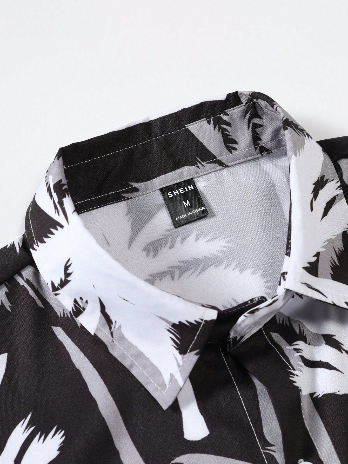 Manfinity RSRT Men Tropical Print Shirt & Shorts