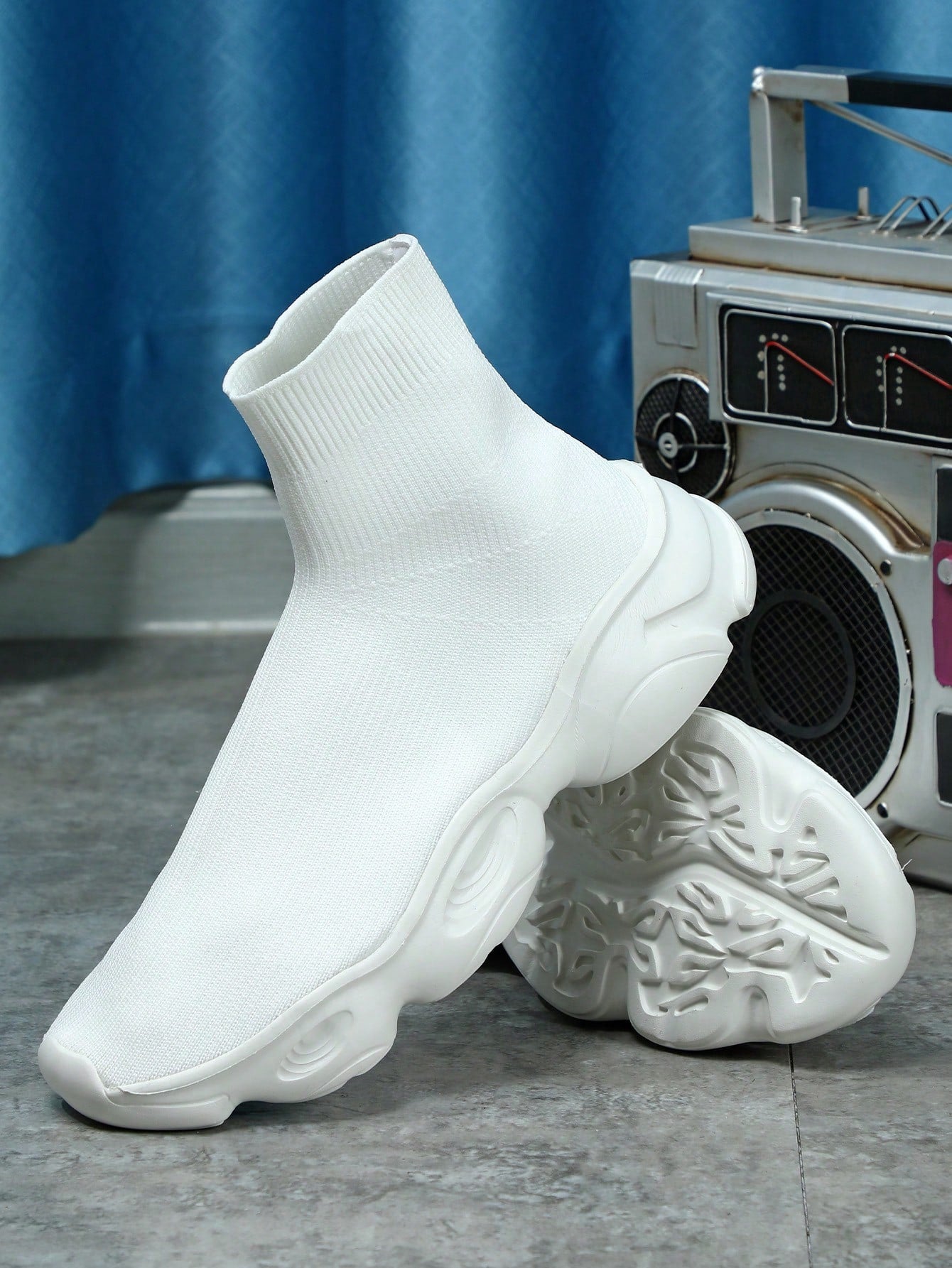 White Soft & Light Unisex Sock Shoes For Men & Women, Suitable For Casual, Walking, School, And Gift