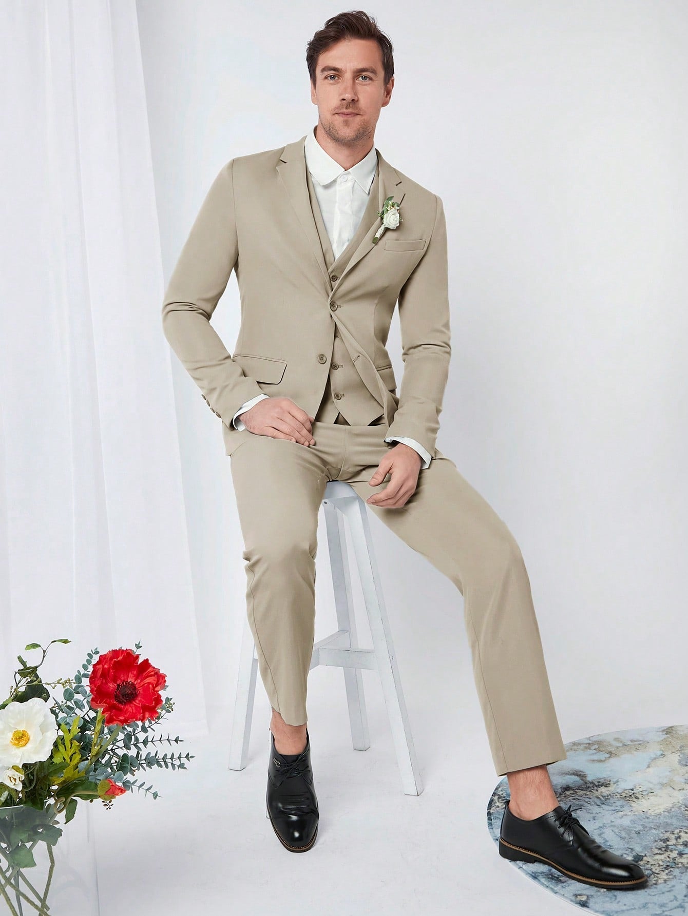 Manfinity Mode Men 1pc Lapel Neck Blazer & 1pc Single Breasted Waistcoat & 1pc Suit Pants
